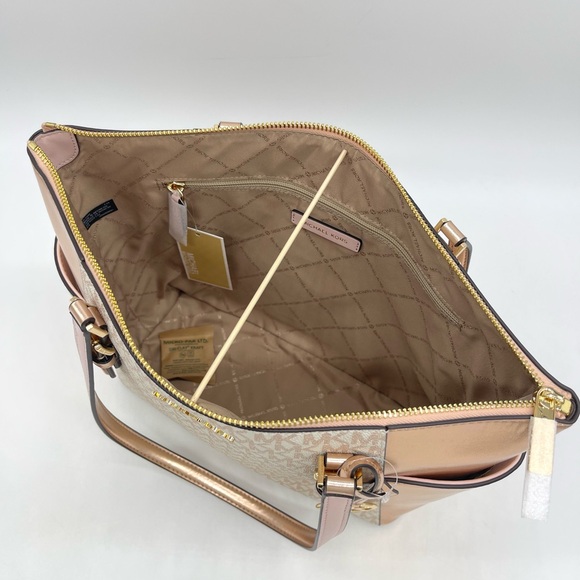 Michael Kors Charlotte Large Tote Bag